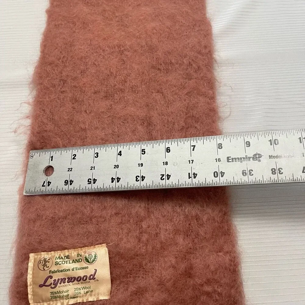 Lynwood Scotland VTG Pink Mohair Wool Scarf